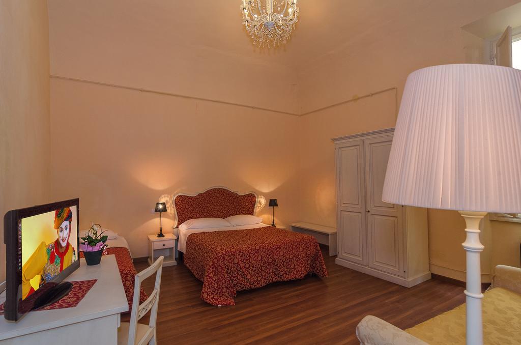 Hotel Galileo Pisa Kültér fotó
