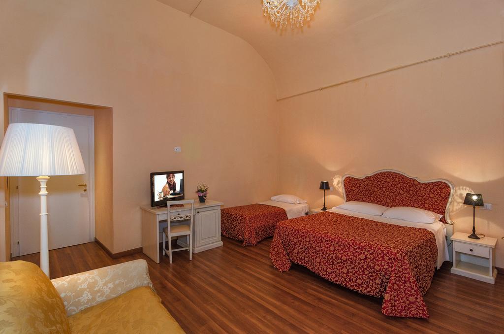Hotel Galileo Pisa Kültér fotó