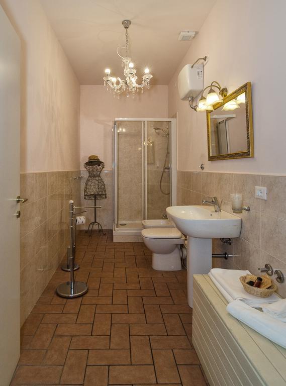 Hotel Galileo Pisa Kültér fotó