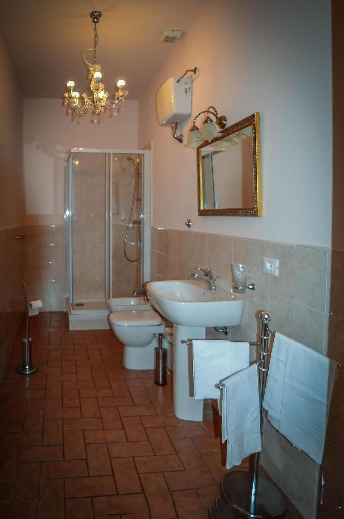 Hotel Galileo Pisa Kültér fotó